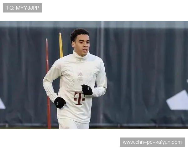 拜仁边锋穆西亚拉恢复训练，有望欧冠复出