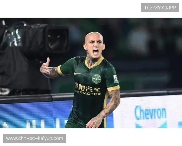 浙江队主帅卡内达面临下课，据悉已接触南非联赛球队